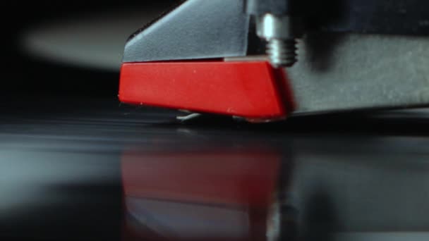 Tonearm Needle Closeup Spinning Black Vinyl — Stock Video