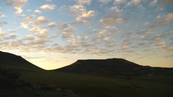 Timelapse Early Morning Small Softly Lit Clouds Travel Sky Sunrise — Stock Video