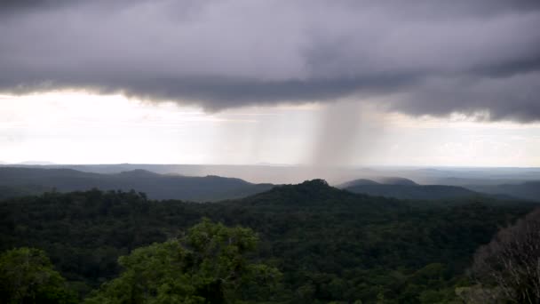 Vista Paisagem Montanha Durante Estação Chuvosa Mondolkiri Camboja — Vídeo de Stock