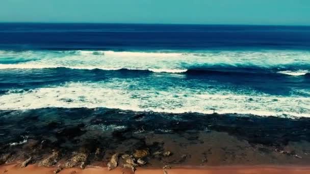 Aerial Footage Filmed Drone Overlooking Beach Sea Crashing Waves Deep — Stock Video