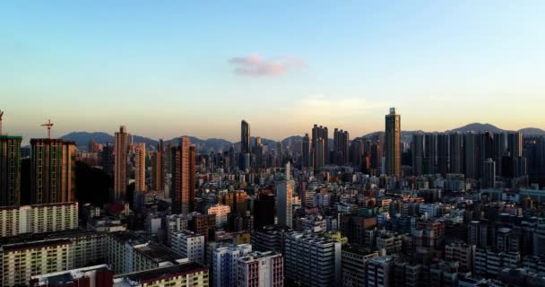 Drone Zastrzelony Nad Kowloon Hong Kongu Zmierzchu — Wideo stockowe