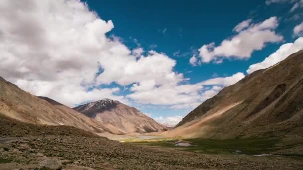Vadiden Yüksek Irtifaya Changla Geçidi Ile Pnagong Gölü Ladakh Hindistan — Stok video