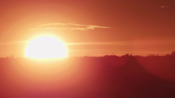 Zachód Słońca Rozbłyskiem Słońca — Wideo stockowe