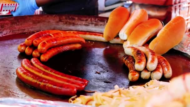 Hotdog Monter Matmarknad — Stockvideo