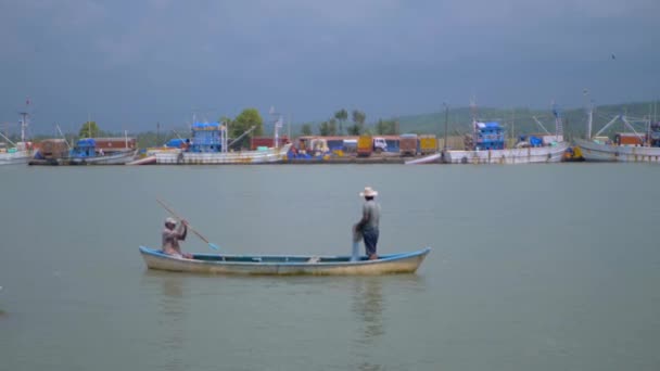 Рыбаки Отправляются Море Гоа — стоковое видео