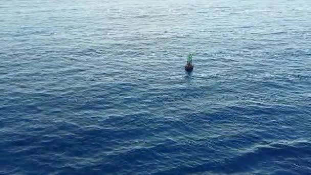 Tracking Shot Buoy Nassua Bahamas Harbor — Stock Video