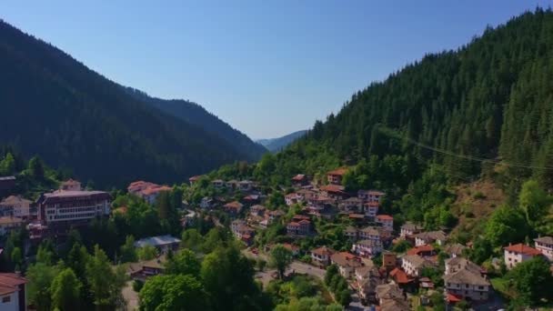 Flying Small Town Surrounded Green Hills Mountains Bulgaria Europe — Stock Video