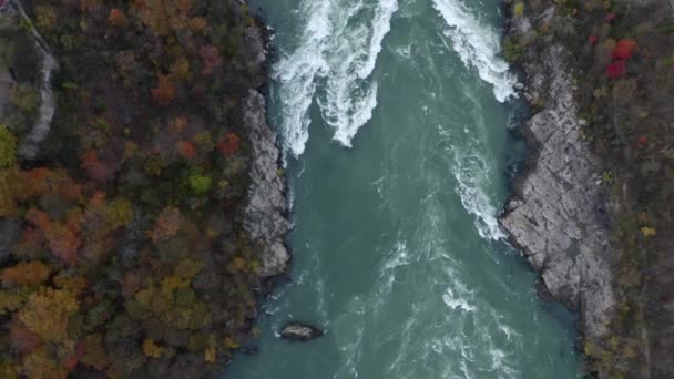 Şeytan Deliği Niagara Şelalesi Nin Üzerinde Insansız Hava Aracı Serideki — Stok video