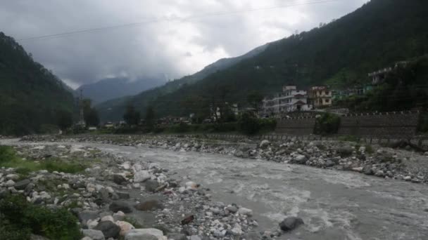 Himalaya Rivière Montagneuse Ganges Coulant Travers Himalaya Villages Villes Dans — Video