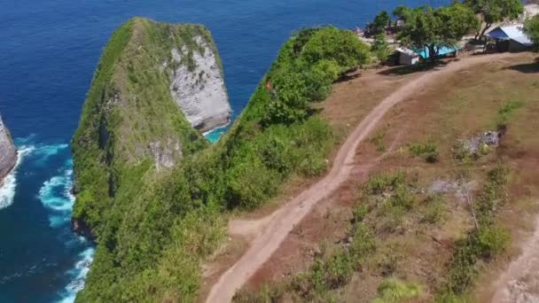 Dron Shot Indonesia Nusa Penida Kelingking Beach Manta Bay Letecký — Stock video