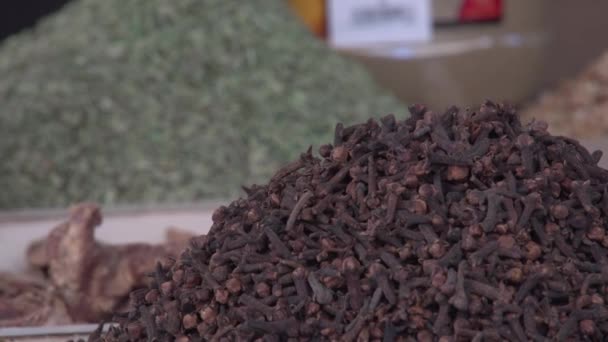 Essbare Samen Und Gewürze Auf Dem Traditionellen Gewürzmarkt Manama Bahrain — Stockvideo