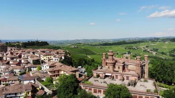 Fluga Runt Den Vackra Novello Slott Langhe Piemonte Långsamt Avslöja — Stockvideo