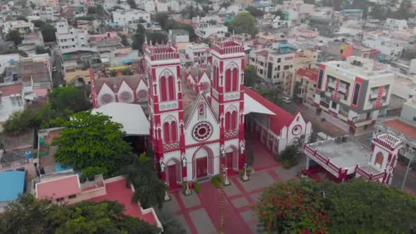 Aerial Crane Tilt Shot Della Chiesa Del Sacro Cuore Bascillia — Video Stock