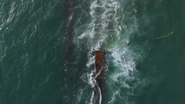 Vertikální Letecké Záběry Demontáže Bagrovací Lodi Vytěžování Materiálu Mořského Dna — Stock video