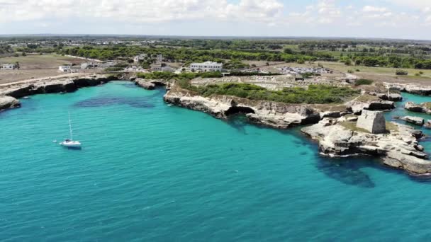 Drone Flies Roca Vecchia Revealing Coast Crystal Clear Water — Stock Video
