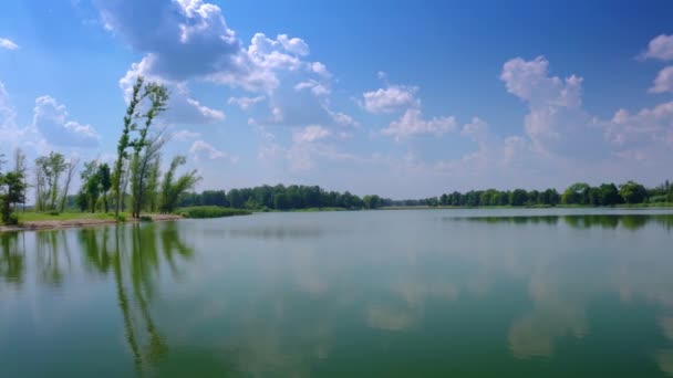 Blick Auf Den Großen Jezioro Ostrowieckie Pojezierze Zninskie Sommer Polen — Stockvideo