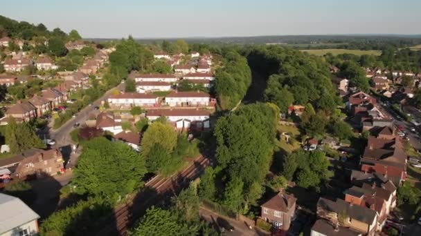 Drone Descendant Vers Chemin Fer Earlswood Redhill — Video