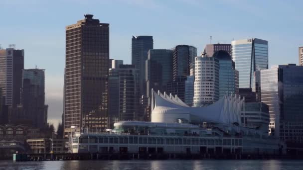 Kryssning Terminal Vancouver Island Med Skyline Bakgrunden Solig Dag Låg — Stockvideo
