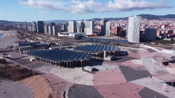 Filmado Barcelona Paneles Solares Edificios Con Dji Mini — Vídeo de stock