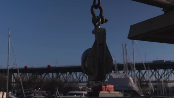 Close Polia Baía Marina Usado Para Ancorar Barcos Para Ponte — Vídeo de Stock