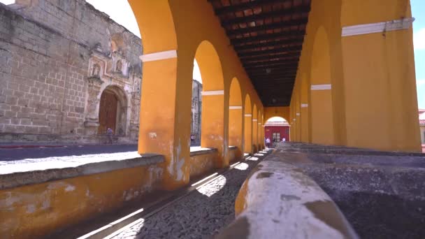 Corredor Colonial Colonial Con Arcos Antigua Guatemala — Vídeo de stock