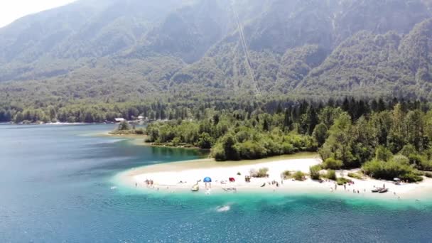 Vackert Turkost Vatten Bohinjsjön Slovenien — Stockvideo