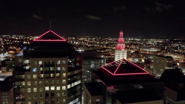 Downtown Buffalo New York Nuit Aerial Bâtiments Verre Brillant Contre — Video