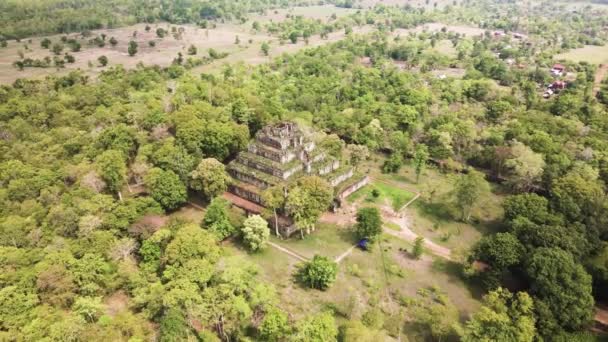 Angkor Temple Aerial Prang Koh Ker Pyramid Temple Nested Mystic — Stock Video