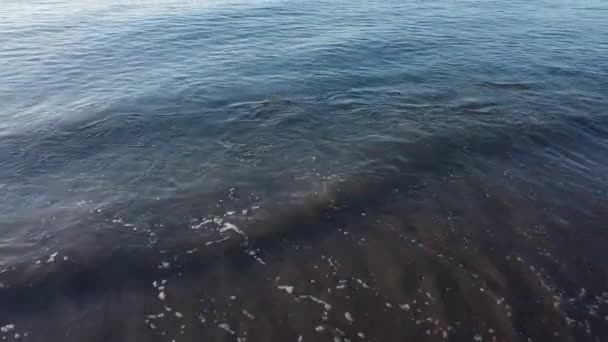 无人机飞过海 — 图库视频影像