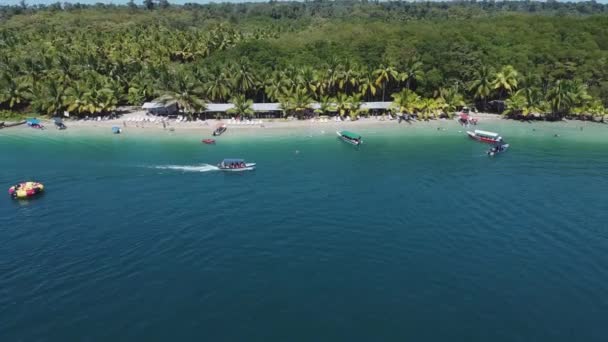 Dronie Εναέρια Άποψη Της Playa Estrella Απομακρυσμένη Παραλία Στο Bocas — Αρχείο Βίντεο