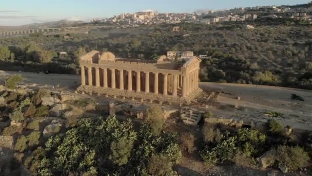 コンコルディア神殿の黄金の夜明け アグリジェントのローマ遺跡 — ストック動画