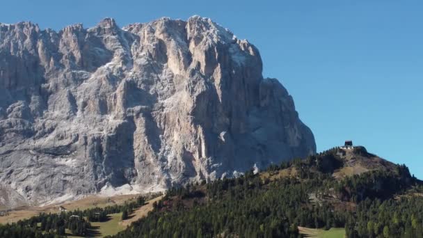 Lyžařský Vlek Vedle Velké Hory Sassolungo Lyžařském Středisku Val Gardena — Stock video