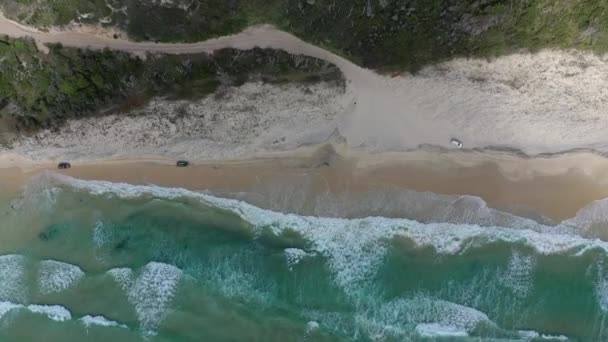 Vehículos Orugas Aéreas Giratorias Playa Arena Del Océano Australia — Vídeo de stock