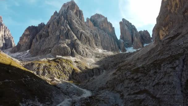 Uprchlík Vicenza Masivu Sassolungo Jižní Tyrolsko Dolomity Jeden Nejkrásnějších Štítů — Stock video