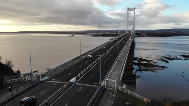 Jembatan Severn Menghubungkan Inggris Dengan Wales Dekat Bristol Britania Raya — Stok Video
