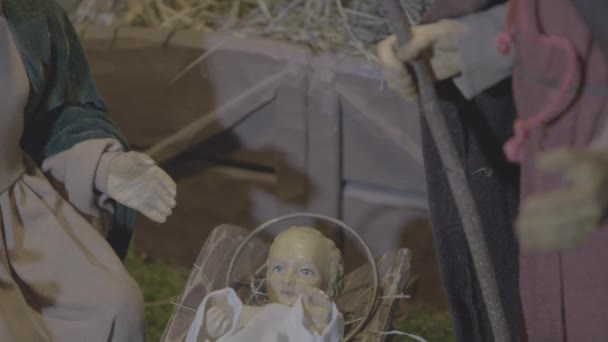 Close Van Christus Kind Een Kerststal Tussen Zijn Ouders Jozef — Stockvideo