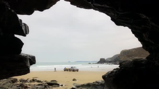 View Looking Cave Beach Car Slepen Water Ski Agnes Beach — Stockvideo