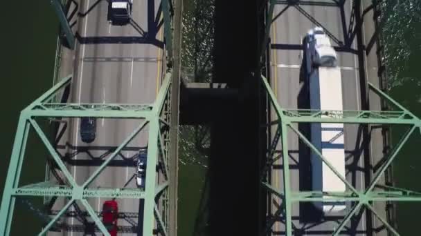 Antenne Von Der Columbia River Interstate Bridge Die Den Verkehr — Stockvideo