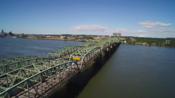 位于华盛顿州温哥华市的哥伦比亚河州际大桥 — 图库视频影像