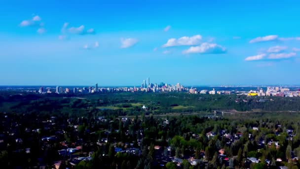 Soleado Verano Edmonton South West Sobrevuela Residencias Unifamiliares North East — Vídeos de Stock