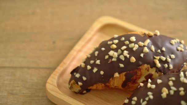Croissant Čokoládou Oříškem — Stock video