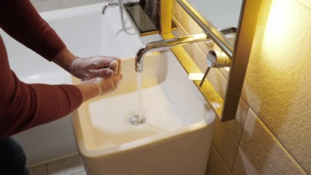 Lavez Soigneusement Les Mains Dans Lavabo Avec Savon Eau Chaude — Video