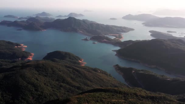 Luchtfoto Van Een Prachtige Groep Eilanden Een Geologisch Park Hong — Stockvideo