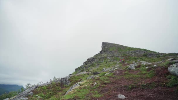 Group Three Hikers Descending Steep Rocky Mountain Segla Senja Norway — Stock Video