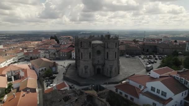 Pandangan Drone Dari Megah Guarda Katedral Portugal Eropa — Stok Video