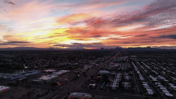 Cinemático Lentamente Girando Drone Por Sol Tiro Durante Tuscon Arizona — Vídeo de Stock