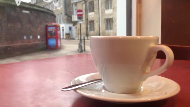 Расслабляющий Вид Окна Кофейни Кембридже Великобритания — стоковое видео