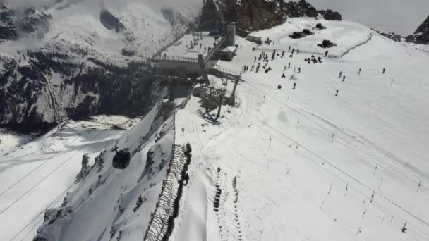 Teleférico Para Topo Glaciar Hintertux 3000 Metros Acima Ver Nível — Vídeo de Stock