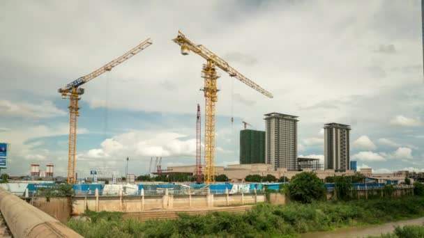 Grúas Sitio Construcción Phnom Pen Paisaje Del Cielo Ciudad Que — Vídeos de Stock