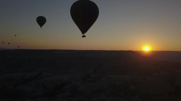 Aerial Pan Cappadocia Sunrise Hot Air Balloons Sky — Stock Video